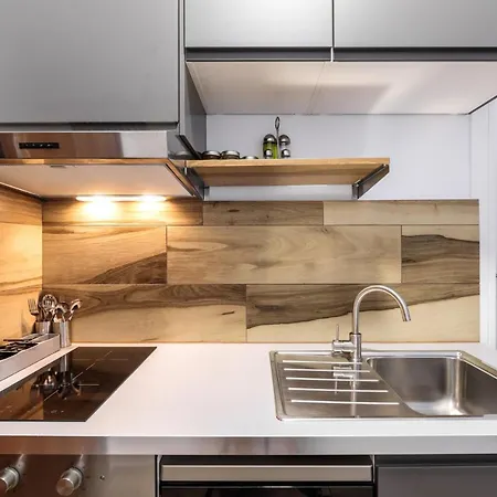 Sky Apartment *